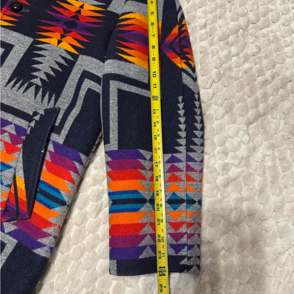 Pendleton Multicolor Geometric Jacket with Shearling Collar - Picture 4 of 13